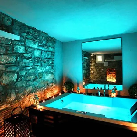 Fuga Romantica Con Jacuzzi Privata * Pianavia