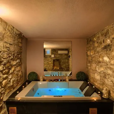 Fuga Romantica Con Jacuzzi Privata بيت للعطل Pianavia